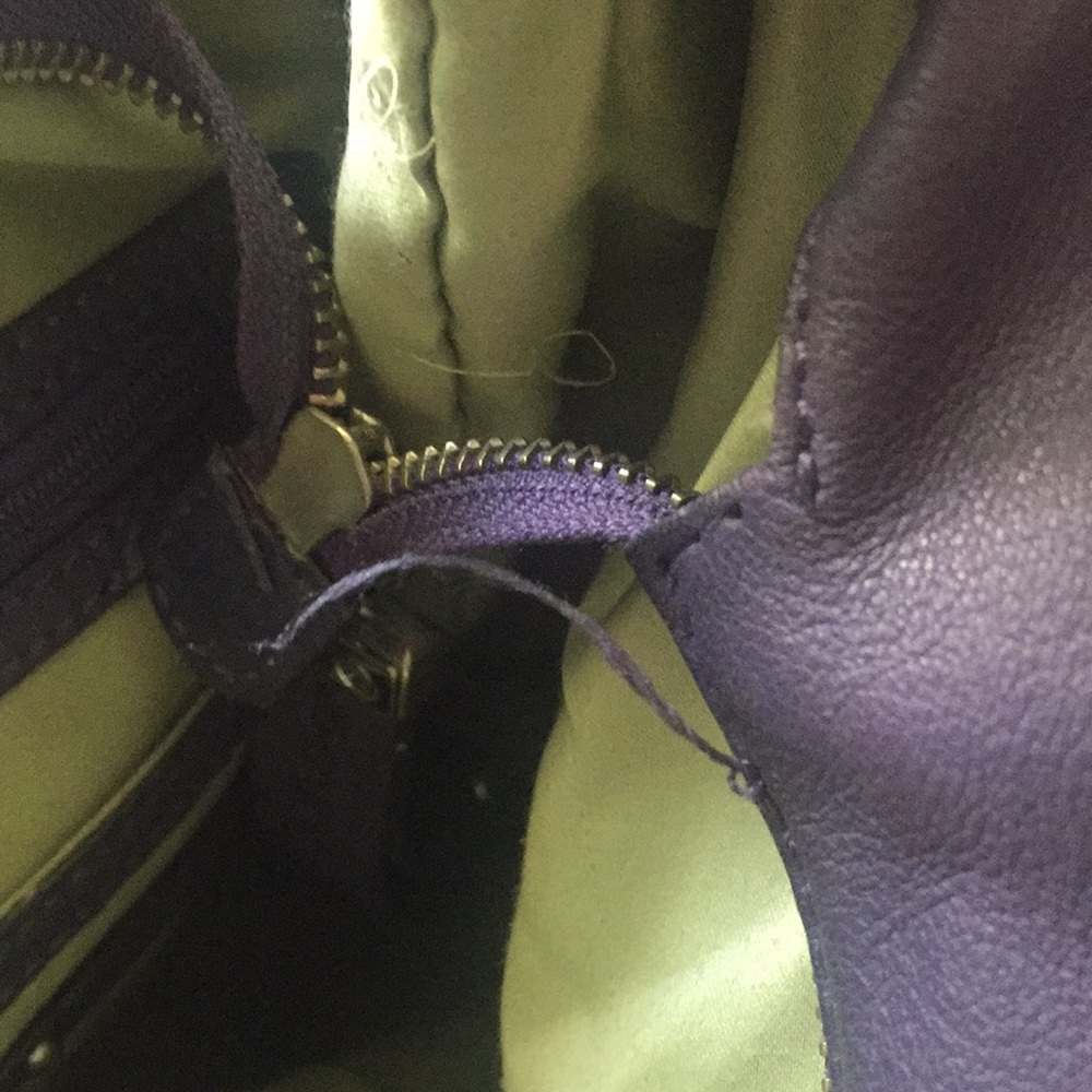 B Makowsky Purple Purse - Picture 11 of 11